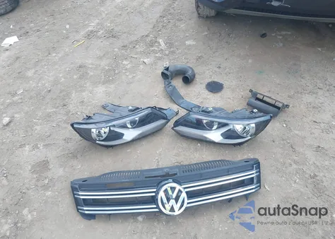 2016 Volkswagen Tiguan S from USA, damaged, VIN WVGAV7AX9GW525250